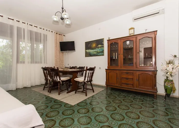 Lorenzo * تروغير