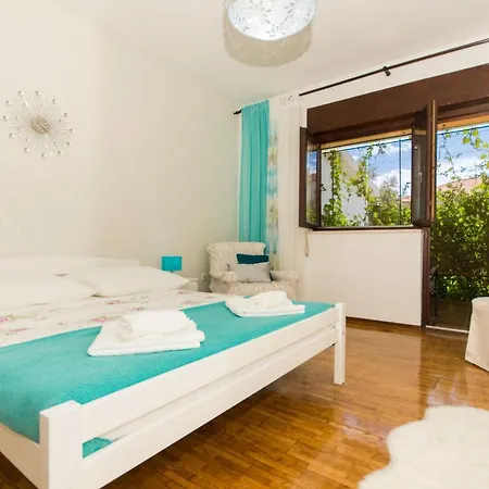 شقة Lorenzo تروغير